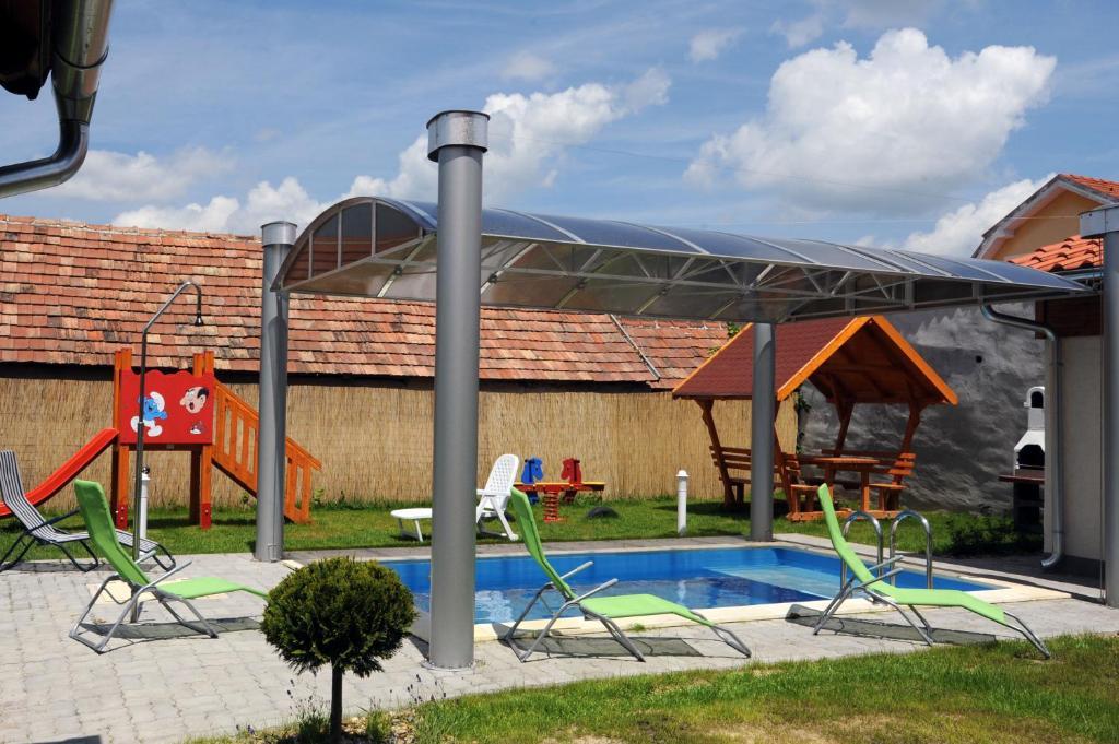 Arany Szolo Wellness Apartmanhaz Heviz Ngoại thất bức ảnh